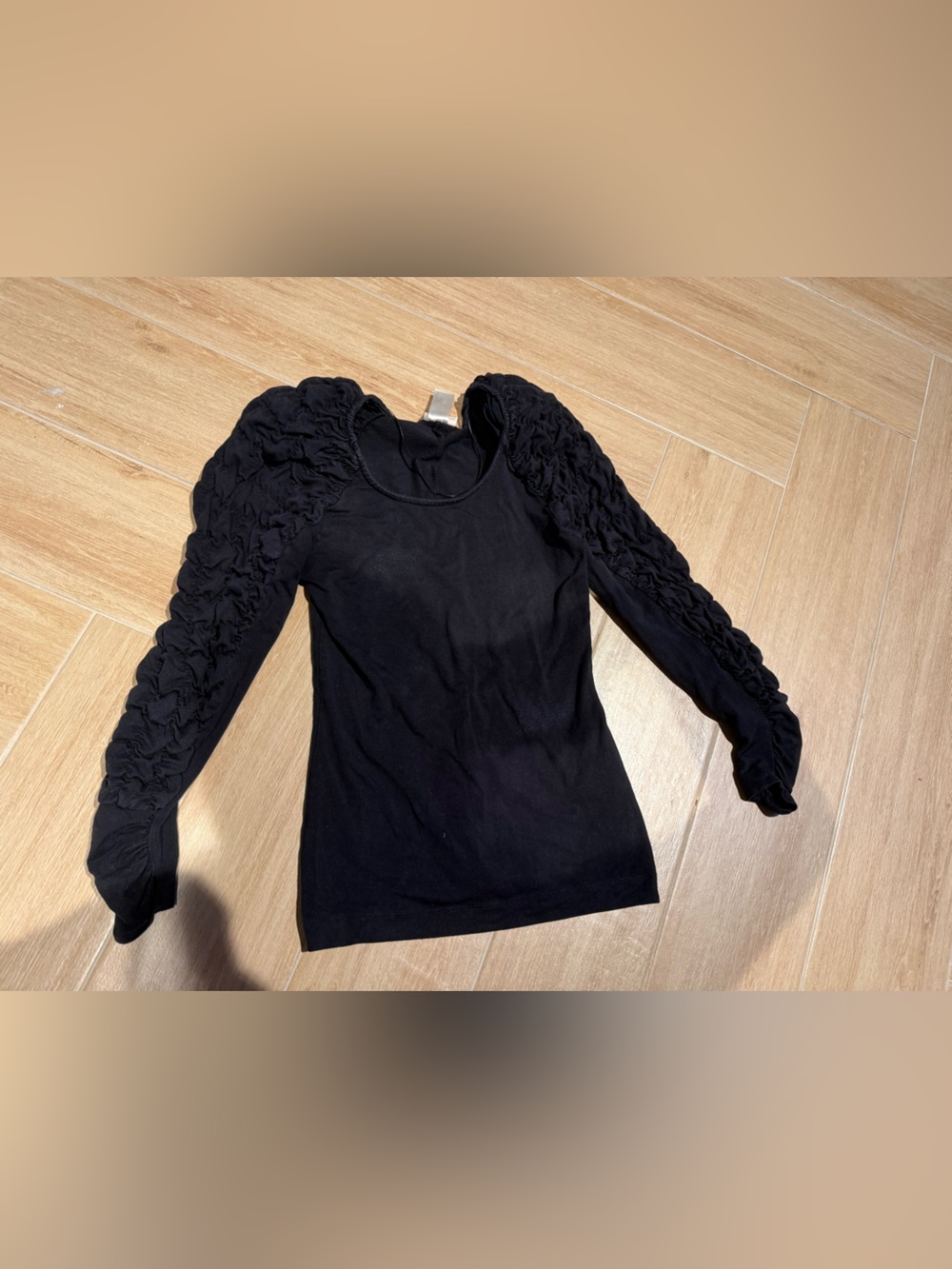 Black cinched  Sleeve Top